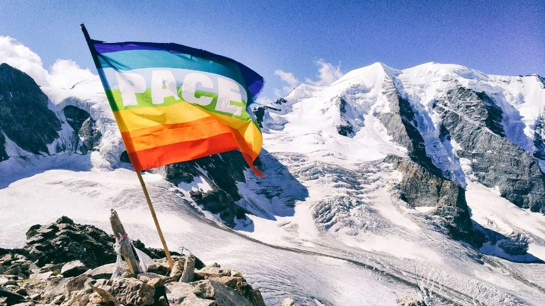 Scopri perché dovresti esporre la bandiera della pace